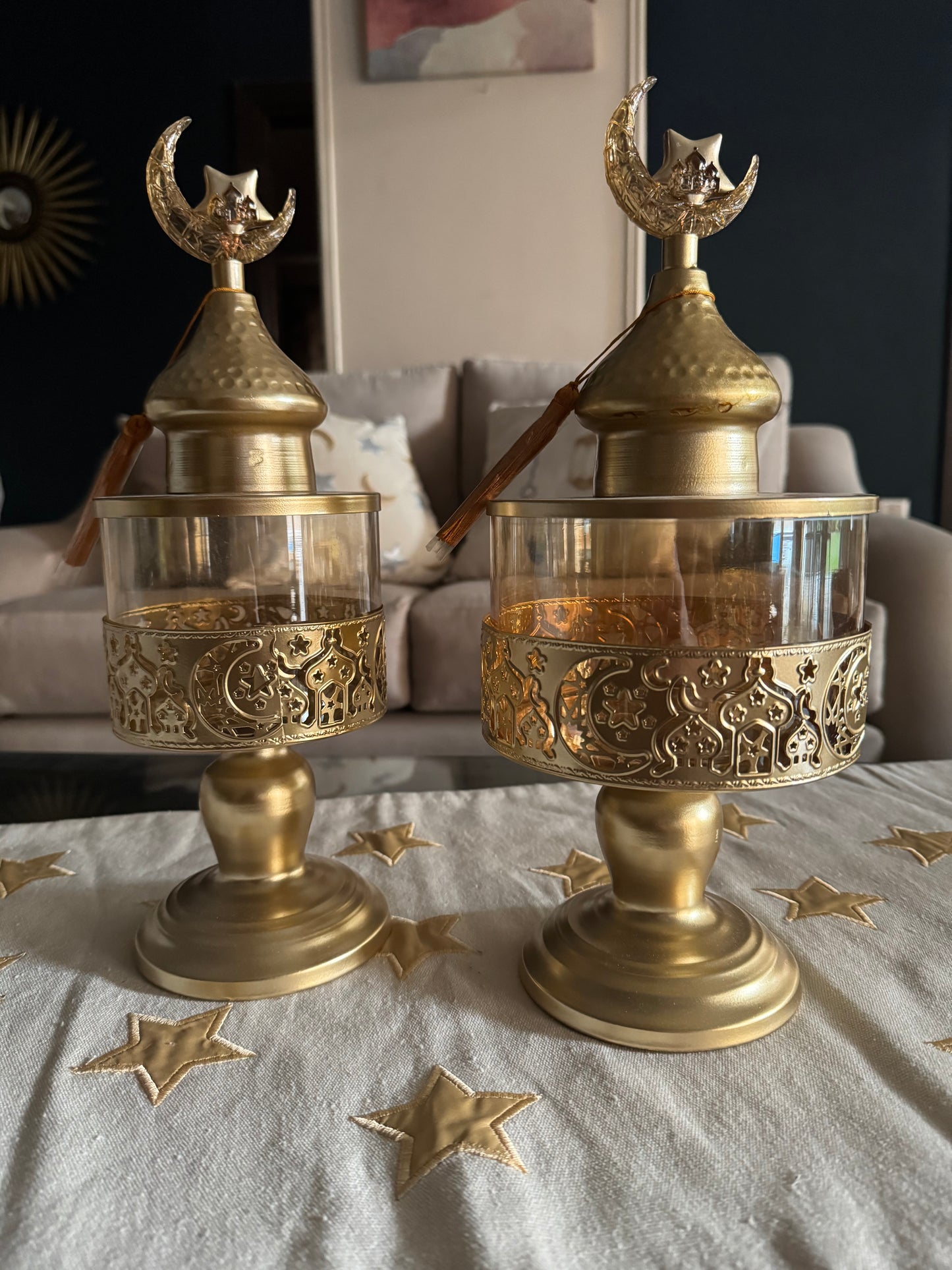 Gold Glass “Tamreya” Stand