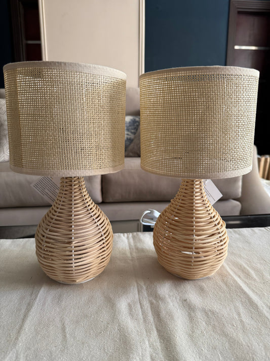 Raffia Table Lamp